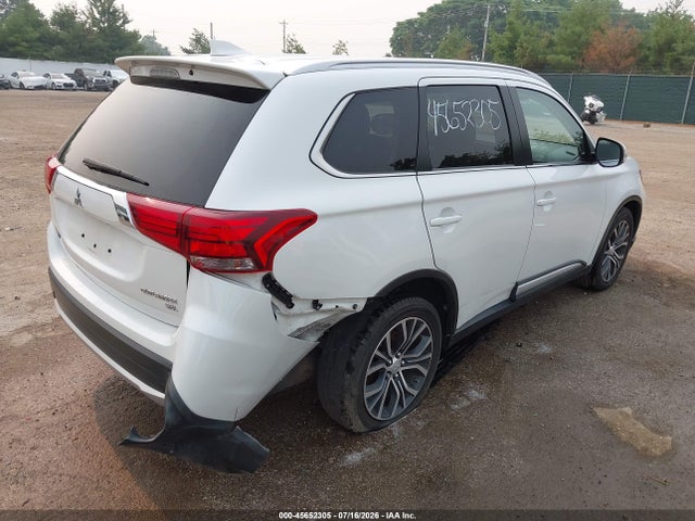Продаж на аукціоні авто 2017 Mitsubishi Outlander Se/sel, vin: JA4AD3A3XHZ042941, номер лоту: 45652305