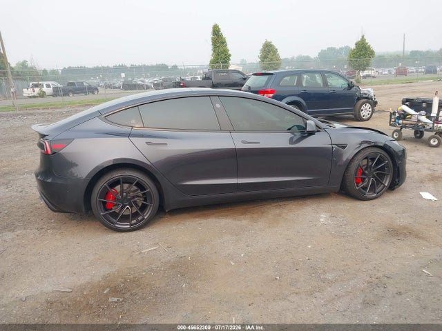 Tesla Model 3 Performance All-wheel Drive 2025 5YJ3E1ET5SF953265 Image 11