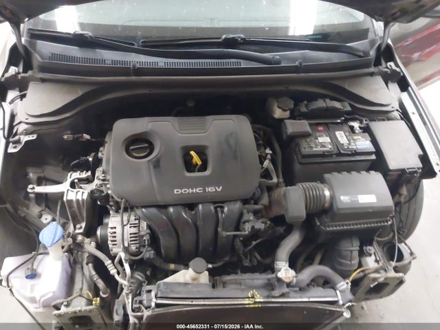 Hyundai ELANTRA SEL 2018 5NPD84LF0JH395111 Image 10