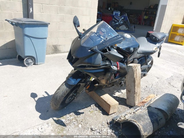 Yamaha Yzfr7 2025 JYARM38E3SA020376 Image 2