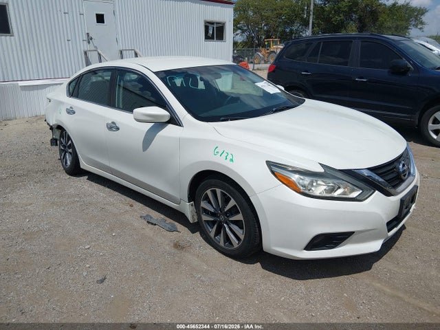 Nissan Altima 2.5 Sv 2017 1N4AL3AP1HC214956 Image 1