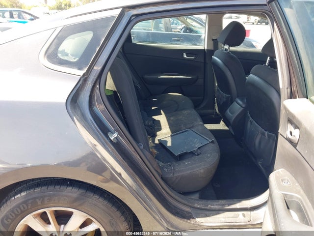 KIA Optima Lx 2017 5XXGT4L30HG131149 Image 8
