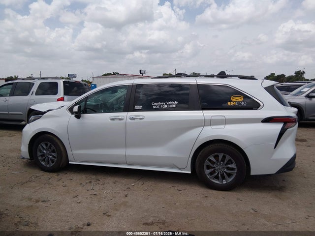 Продажа на аукционе авто 2022 Toyota Sienna Xle, vin: 5TDYRKECXNS082489, номер лота: 45652351