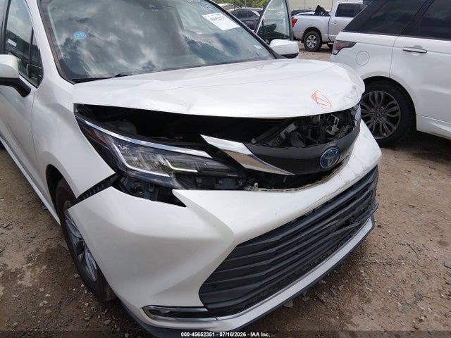 Продажа на аукционе авто 2022 Toyota Sienna Xle, vin: 5TDYRKECXNS082489, номер лота: 45652351