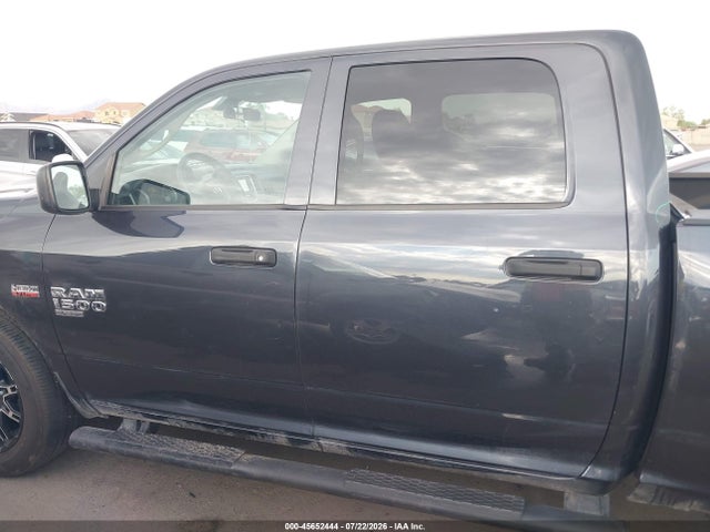 45652444 :رقم المزاد ، 3C6RR7KT7MG704380 vin ، 2021 Ram 1500 Classic Tradesman  4x4 5'7 Box مزاد بيع