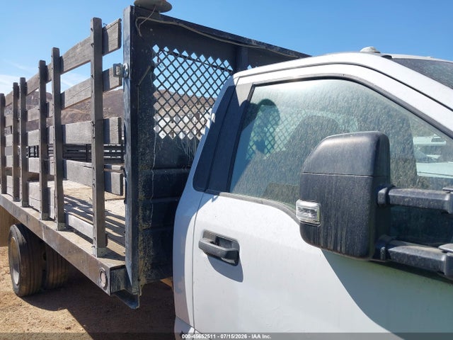 Ford F-550 Chassis Xl 2020 1FDUF5GT7LDA03550 Image 16