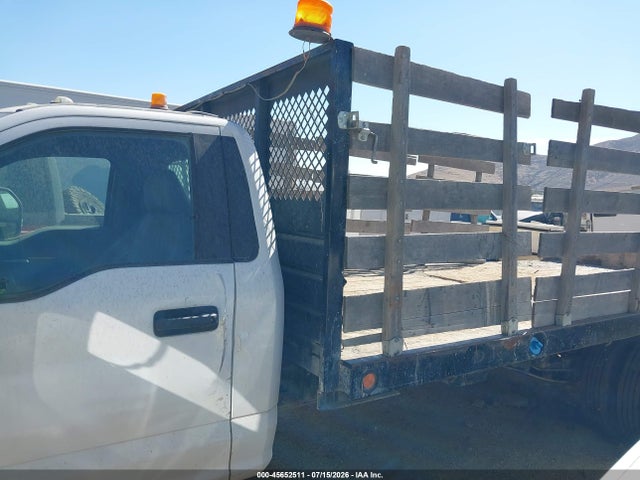 Ford F-550 Chassis Xl 2020 1FDUF5GT7LDA03550 Image 17