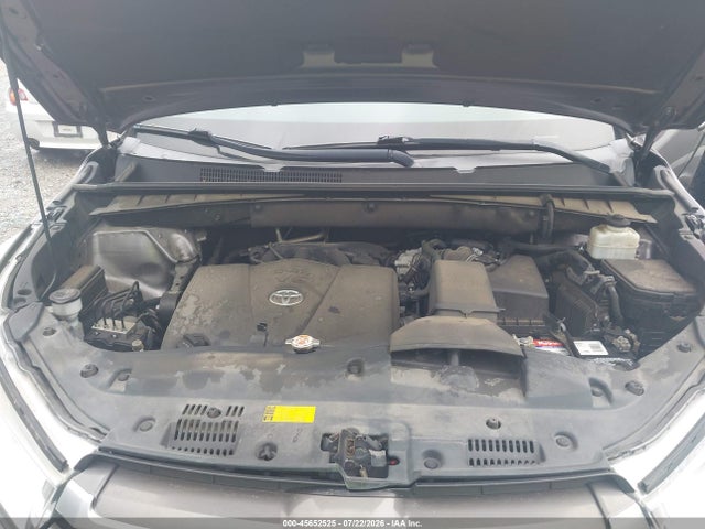 Toyota Highlander Xle 2019 5TDKZRFH3KS557470 Image 10