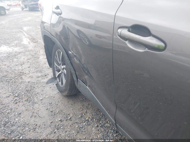 Toyota Highlander Xle 2019 5TDKZRFH3KS557470 Image 6