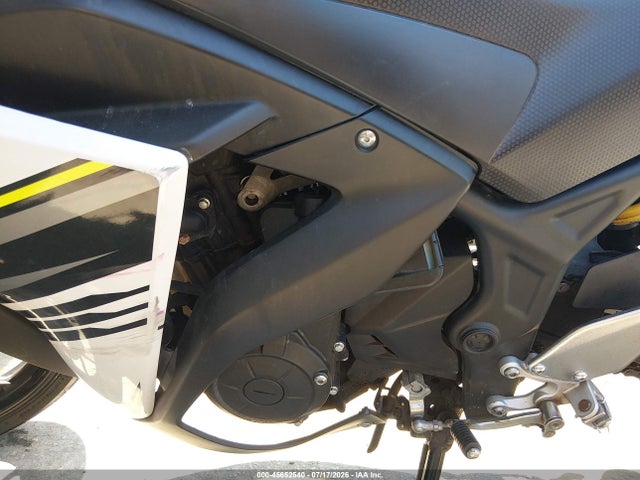 2017 Yamaha Yzfr3 A მანქანა იყიდება აუქციონზე, vin: MH3RH15Y9HK001735, აუქციონის ნომერი: 45652540