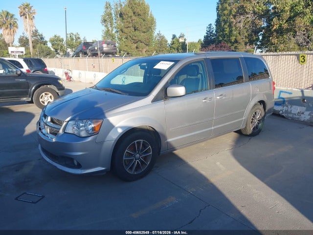 Dodge Grand Caravan Sxt 2017 2C4RDGCGXHR861507 Image 2