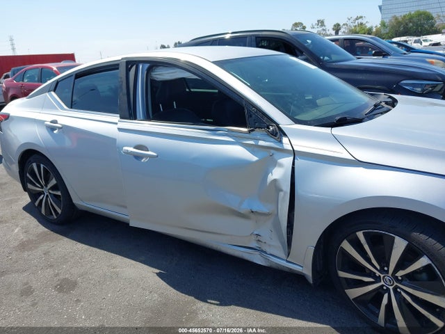 1N4BL4CV6KC106636 Nissan Altima 2.5 Sr