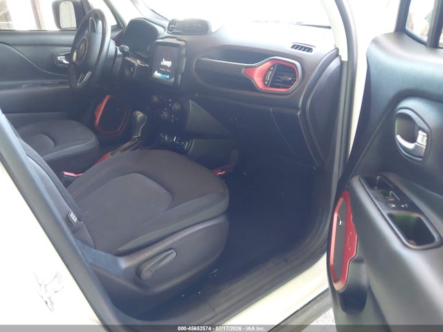2021 Jeep Renegade Trailhawk 4x4 მანქანა იყიდება აუქციონზე, vin: ZACNJDC19MPM95715, აუქციონის ნომერი: 45652574