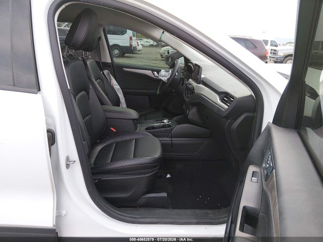 1FMCU0KZ1NUB14422 Ford Escape Sel Plug-in Hybrid