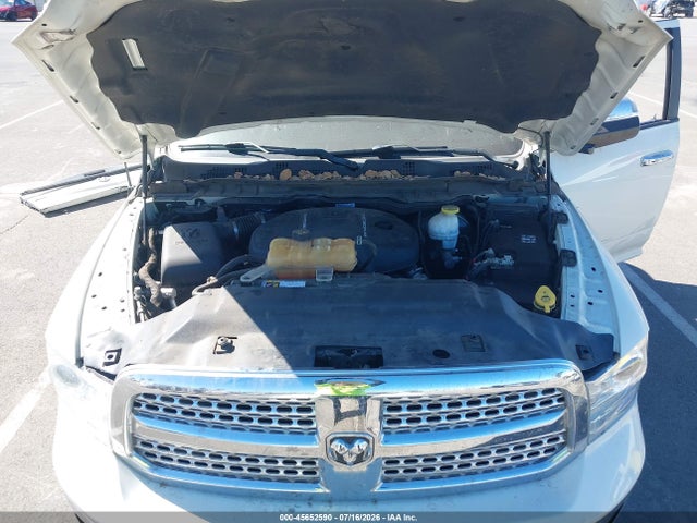 45652590 :رقم المزاد ، 1C6RR7NM6JS310202 vin ، 2018 Ram 1500 Laramie  4x4 5'7 Box مزاد بيع