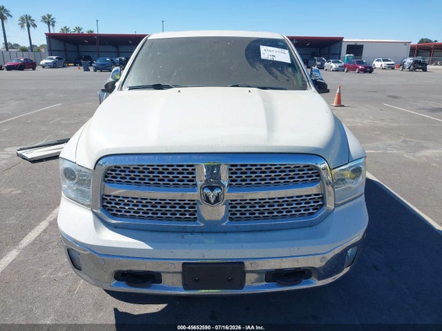 45652590 :رقم المزاد ، 1C6RR7NM6JS310202 vin ، 2018 Ram 1500 Laramie  4x4 5'7 Box مزاد بيع