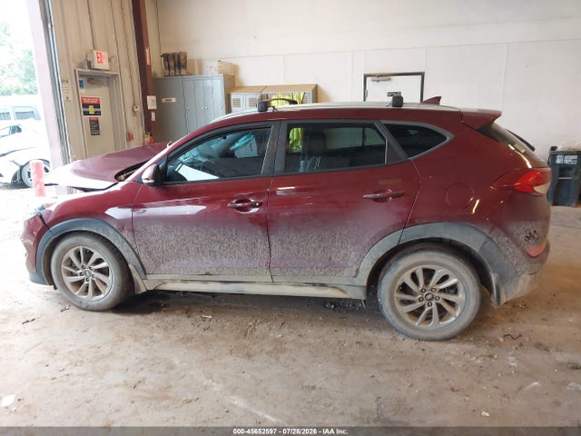 Продажа на аукционе авто 2017 Hyundai Tucson Se Plus, vin: KM8J33A43HU428515, номер лота: 45652597