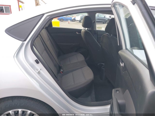 45652619 :رقم المزاد ، 3KPC24A39JE031067 vin ، 2018 Hyundai Accent Se مزاد بيع