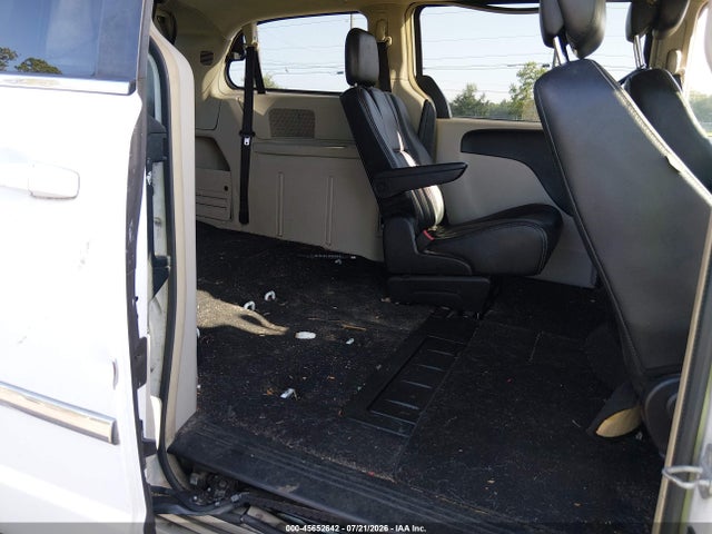 Продажа на аукционе авто 2016 Chrysler Town & Country Touring, vin: 2C4RC1BGXGR206408, номер лота: 45652642