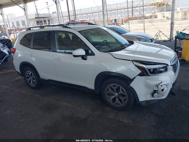 JF2SKAJC0MH527756 Subaru Forester Premium