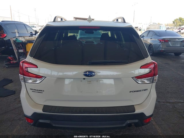 JF2SKAJC0MH527756 Subaru Forester Premium