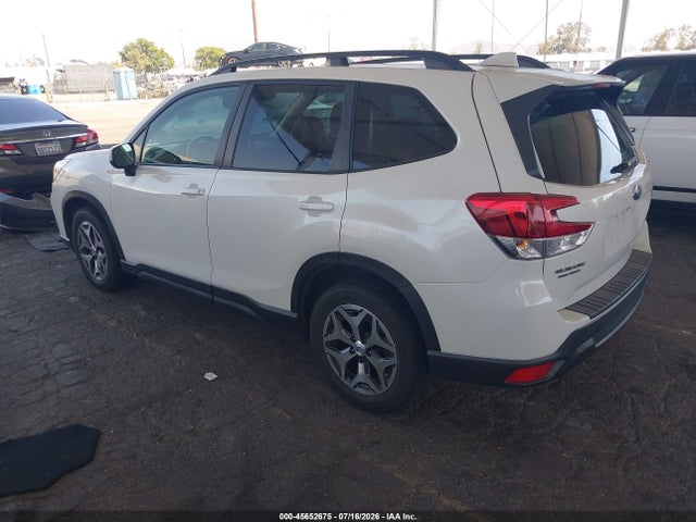 JF2SKAJC0MH527756 Subaru Forester Premium