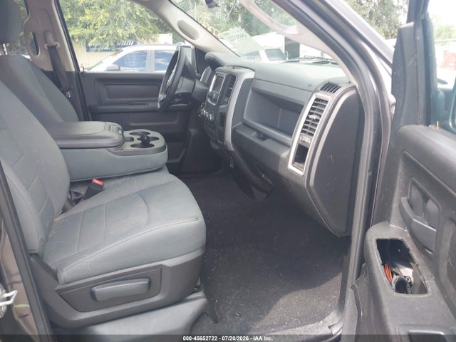 45652722 :رقم المزاد ، 1C6RR6FG9GS394530 vin ، 2016 Ram 1500 Express مزاد بيع