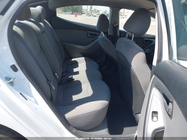 Hyundai ELANTRA SE 2016 5NPDH4AEXGH733262 Image 8