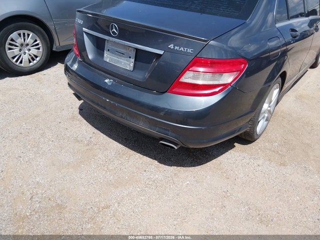 2011 Mercedes-benz C 300 Luxury 4matic/sport 4matic მანქანა იყიდება აუქციონზე, vin: WDDGF8BB5BR180526, აუქციონის ნომერი: 45652788