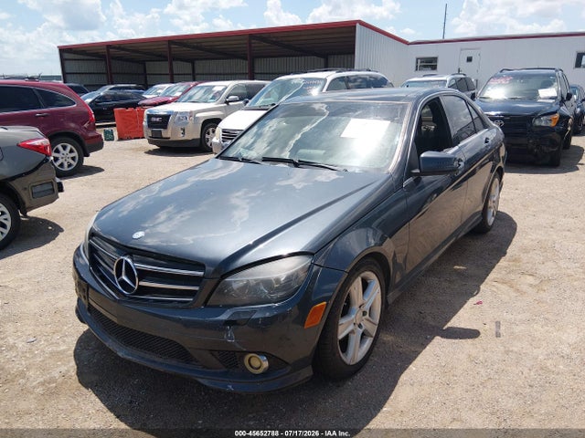 2011 Mercedes-benz C 300 Luxury 4matic/sport 4matic მანქანა იყიდება აუქციონზე, vin: WDDGF8BB5BR180526, აუქციონის ნომერი: 45652788