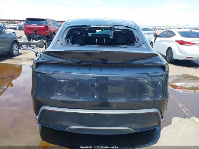 7SAYGDEE0TF577761 Tesla Model Y All-wheel Drive/long Range Launch Series/premium All-wheel Drive