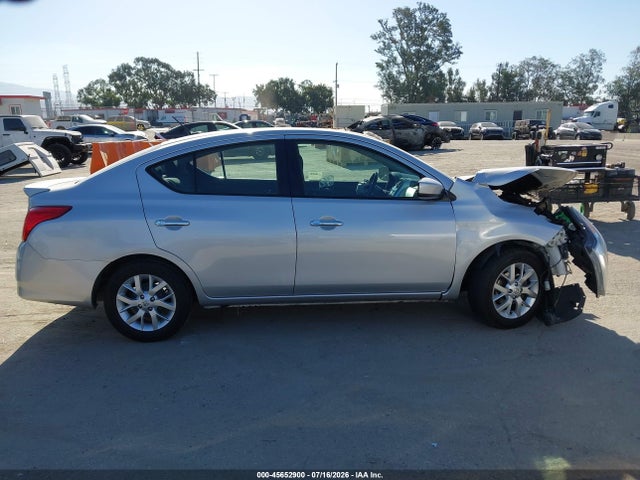 3N1CN7AP3JL830465 Nissan Versa 1.6 Sv