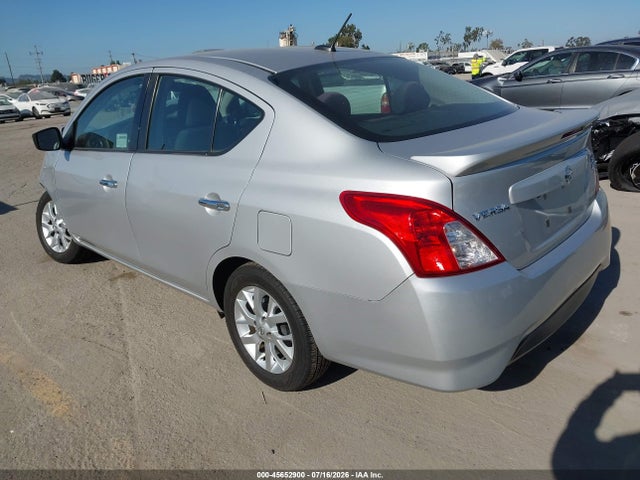 3N1CN7AP3JL830465 Nissan Versa 1.6 Sv