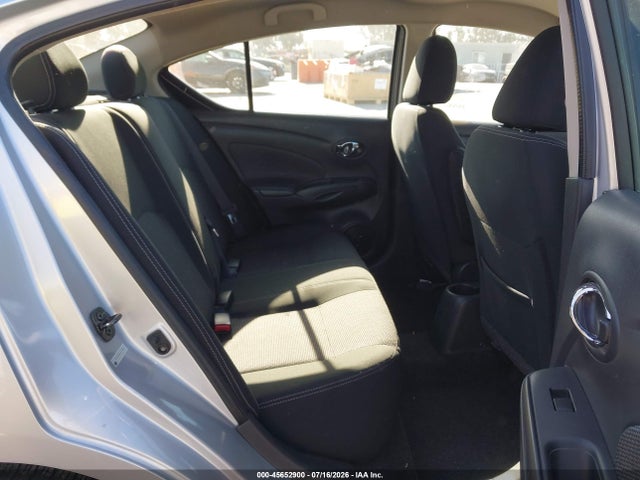 3N1CN7AP3JL830465 Nissan Versa 1.6 Sv