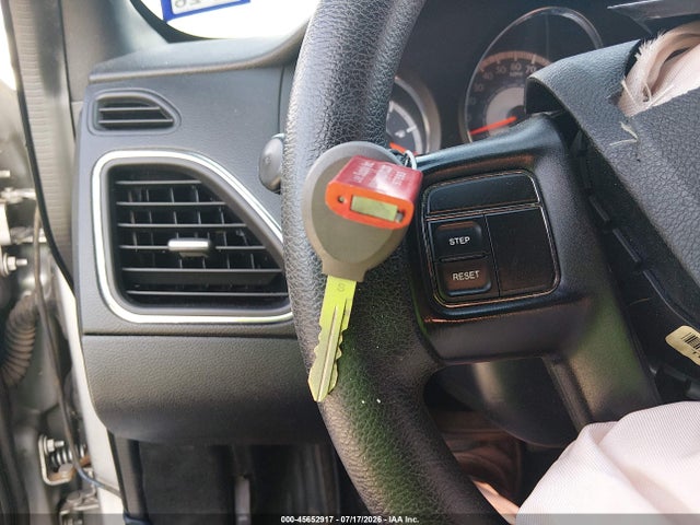45652917 :رقم المزاد ، 1C3CCBAB0DN640402 vin ، 2013 Chrysler 200 Lx مزاد بيع