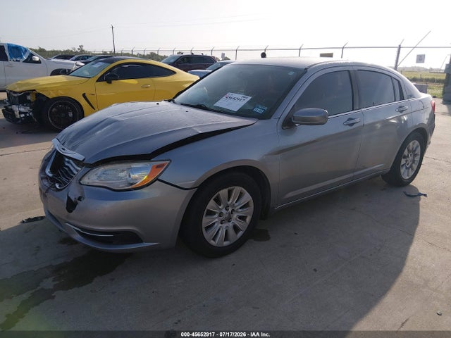 45652917 :رقم المزاد ، 1C3CCBAB0DN640402 vin ، 2013 Chrysler 200 Lx مزاد بيع