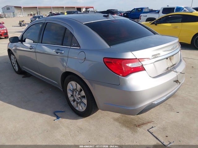 45652917 :رقم المزاد ، 1C3CCBAB0DN640402 vin ، 2013 Chrysler 200 Lx مزاد بيع