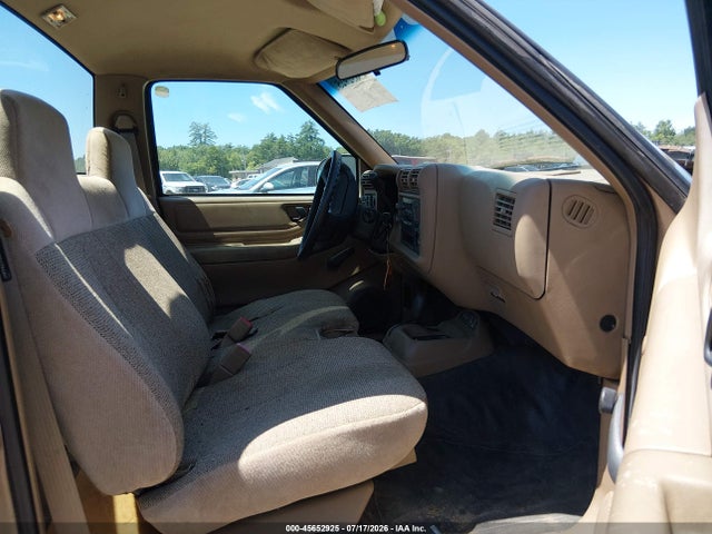 45652925 :رقم المزاد ، 1GTDT14X5VK506389 vin ، 1997 Gmc Sonoma Sl Wideside مزاد بيع