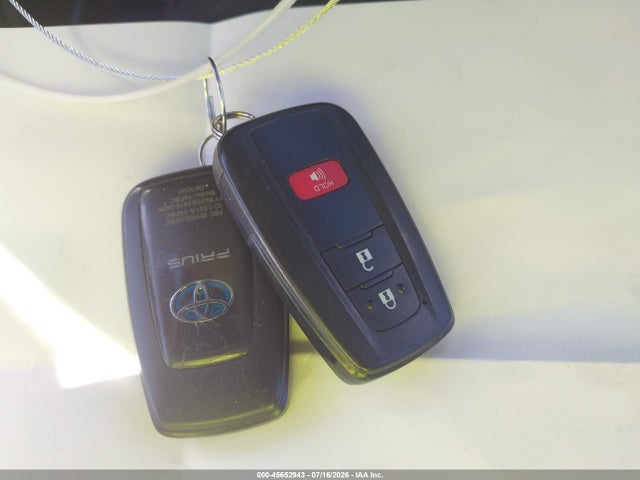 Toyota Prius Two 2016 JTDKBRFU7G3508184 Image 11