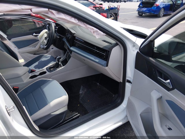 45652944 :رقم المزاد ، 3VWEX7BUXSM067664 vin ، 2025 Volkswagen Jetta 1.5t Se مزاد بيع