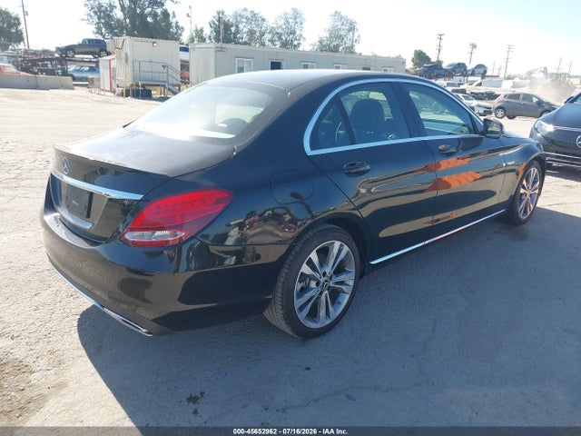 55SWF4JB1HU224048 Mercedes-Benz C 300