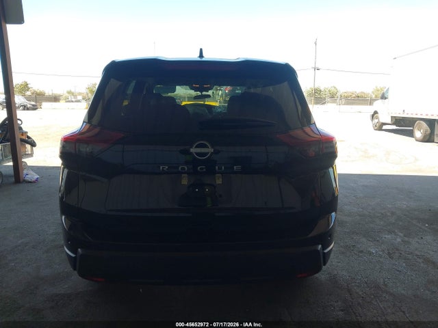 5N1BT3AA1RC684816 Nissan Rogue S Fwd