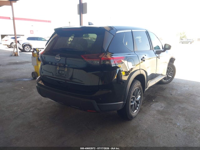 5N1BT3AA1RC684816 Nissan Rogue S Fwd