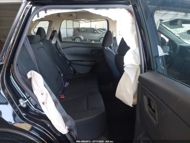 5N1BT3AA1RC684816 Nissan Rogue S Fwd