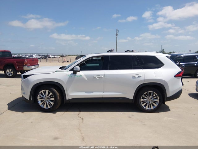 Toyota Grand Highlander Platinum 2024 5TDAAAB59RS053953 Image 14