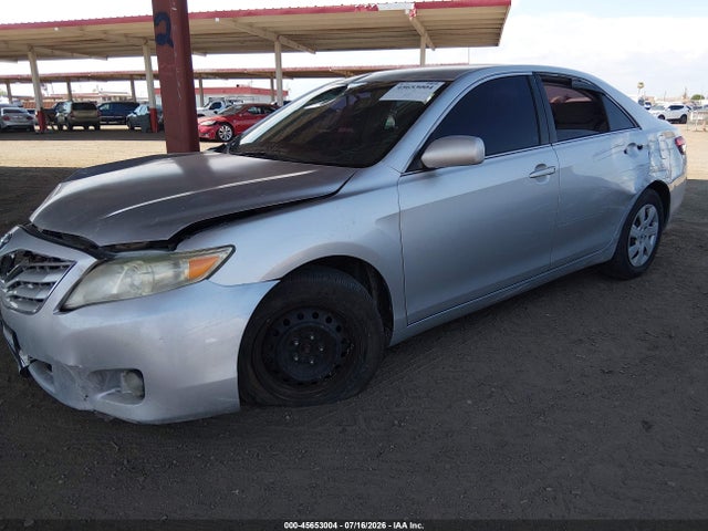 45653004 :رقم المزاد ، 4T4BF3EK5AR076246 vin ، 2010 Toyota Camry Le مزاد بيع