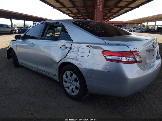45653004 :رقم المزاد ، 4T4BF3EK5AR076246 vin ، 2010 Toyota Camry Le مزاد بيع
