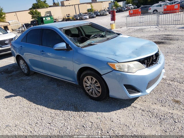 2013 Toyota Camry Le მანქანა იყიდება აუქციონზე, vin: 4T1BF1FK8DU643423, აუქციონის ნომერი: 45653021