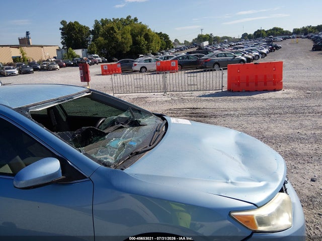 2013 Toyota Camry Le მანქანა იყიდება აუქციონზე, vin: 4T1BF1FK8DU643423, აუქციონის ნომერი: 45653021