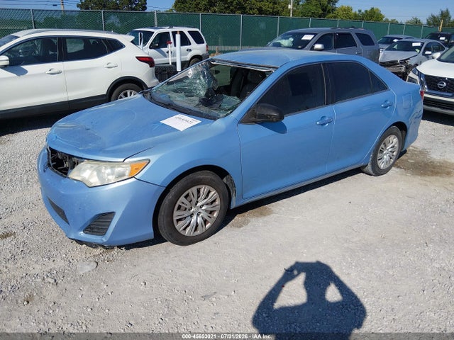 2013 Toyota Camry Le მანქანა იყიდება აუქციონზე, vin: 4T1BF1FK8DU643423, აუქციონის ნომერი: 45653021